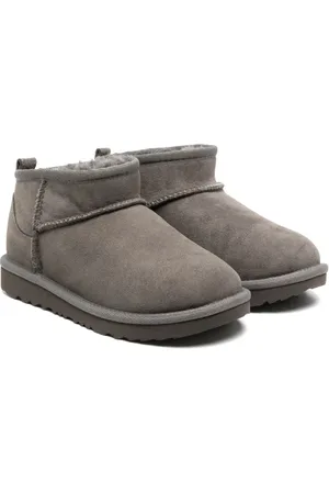 UGG Botas Classic Ultra Mini
