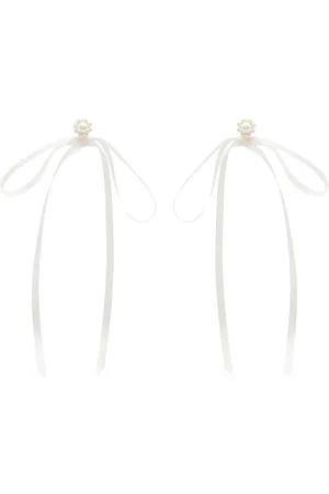 Simone Rocha Aretes con detalle de perlas y moño