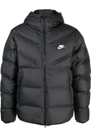 Nike Chamarra capitonada con logo bordado