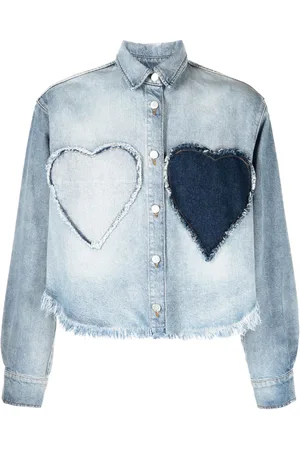 Natasha Zinko Camisa de mezclilla deshilachada con aplique de corazón