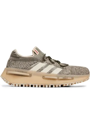 adidas Tenis con tres rayas