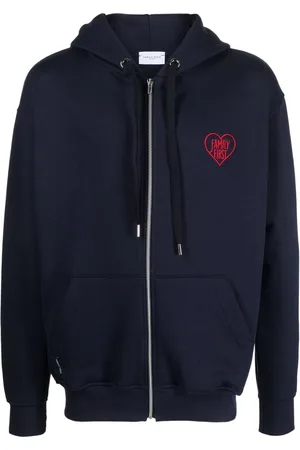 Family First Hoodie con logo bordado y cierre