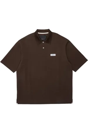 Purple Brand Playera tipo polo de piqué con parche del logo