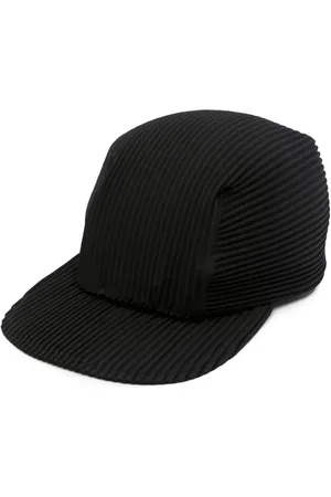 Issey Miyake Gorra con detalle plisado