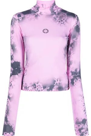 1017 ALYX 9SM Playera con estampado gráfico y cuello de tortuga