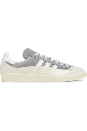 adidas Tenis con agujetas y paneles
