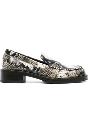 Stuart Weitzman Mocasines efecto de piel de serpiente