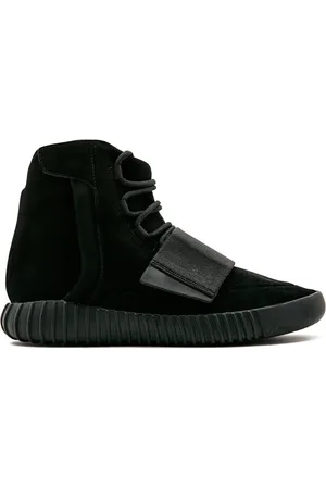 adidas Tenis altos 750 Boost "Triple Black" de Adidas x Yeezy