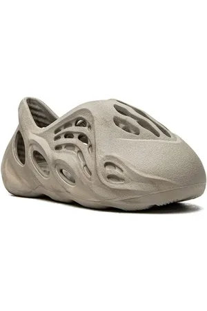 adidas Tenis YEEZY Foam Runner Stone Sage