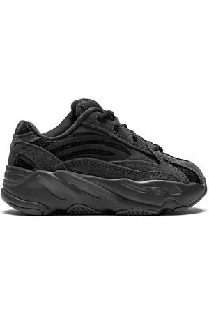 adidas Tenis Yeezy Boost 700 V2 Infant "Vanta"