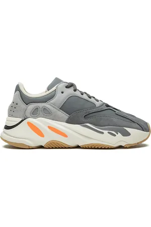 Adidas yeezy boost 600 best sale