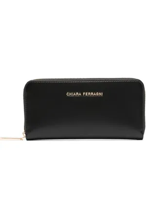Chiara Ferragni Cartera con placa del logo y cierre