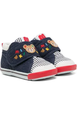 Miki House Zapatillas bordadas con tira autoadherente