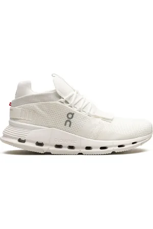On Running Tenis Cloudnova Undyed