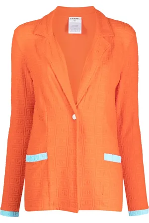CHANEL Blazer de tejido de rizo francés y logo CC 2002