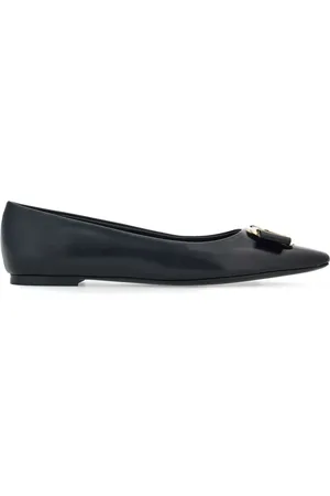 Salvatore Ferragamo Flats New con moño Vara