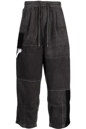 Musium Div. Pantalones de pana anchos
