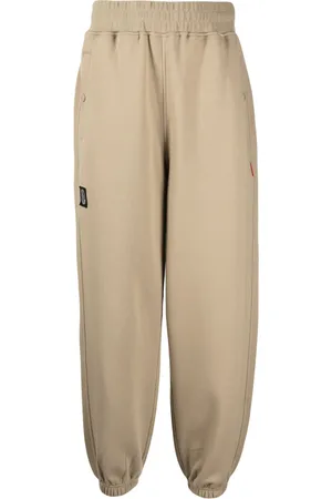 Izzue Pants Label