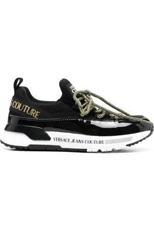 VERSACE Tenis con logo estampado y puntera de almendra