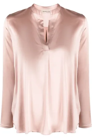 BLANCA Blusa de seda con cuello en V