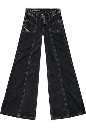 Diesel Jeans bootcut D-Akki con tiro medio