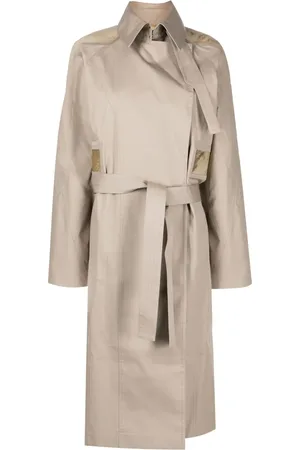 Boyarovskaya Gabardina a capas con cinturón