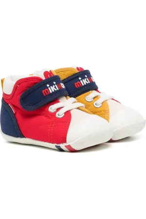 Miki House Zapatillas con logo bordado y tira autoadherente