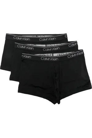 Calvin Klein Juego de tres piezas de ropa interior con logo en la pretina