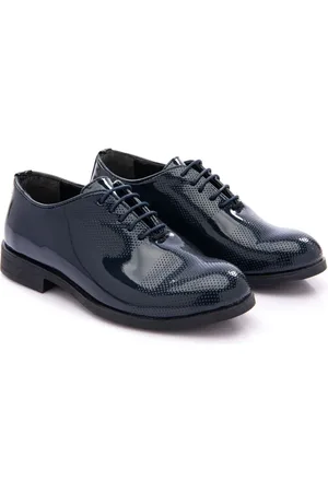 M. Moustache Zapatos oxford con detalle de perforaciones