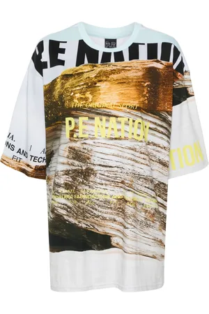 P.E Nation Playera deportiva Bermuda
