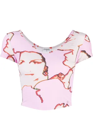 CHANEL Playera corta con estampado gráfico 2000