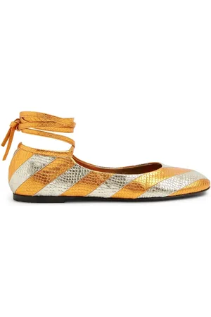 La DoubleJ Flats con efecto metalizado