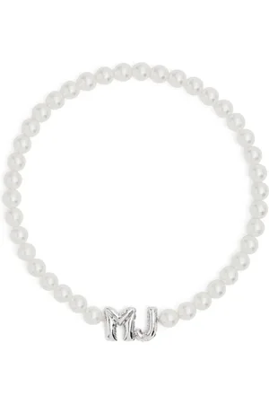 Marc Jacobs Collar de perla con letras del logo MJ