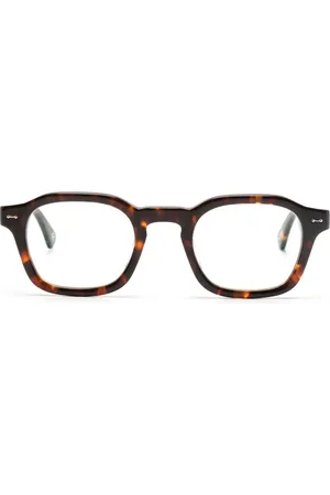 PETER & MAY WALK Lentes Hero