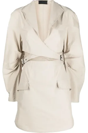 HAN Kjøbenhavn Vestido con cinturón y detalle de aberturas