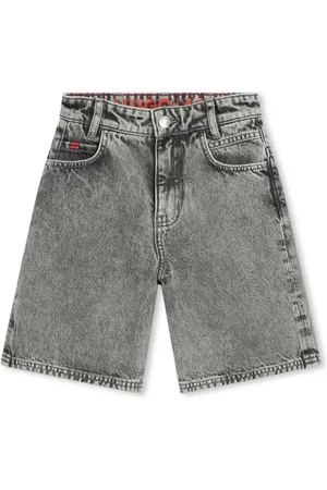 HUGO BOSS Shorts de mezclilla con parche del logo