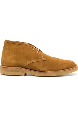 A.P.C. Botas de gamuza con agujetas