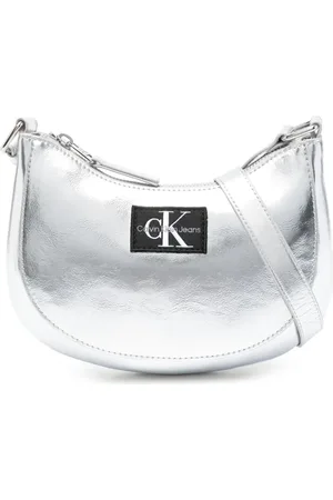 Calvin Klein Bolsa de hombro con acabado metalizado