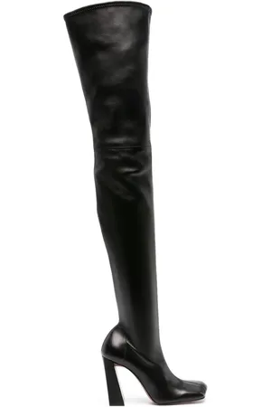 Amina Muaddi Botas Marine con tacón de 95mm