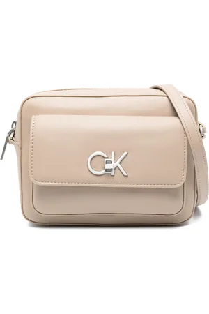 Calvin Klein Bolsa crossbody con placa del logo