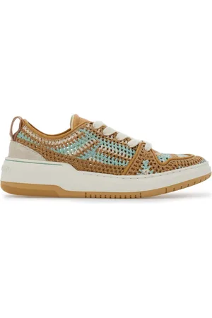 Salvatore Ferragamo Tenis con detalle de macramé