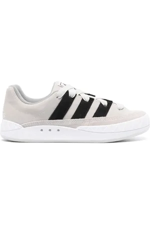 adidas Tenis Adimatic con logo bordado