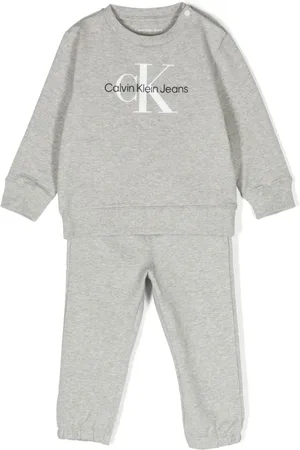 Calvin Klein Traje deportivo con logo estampado