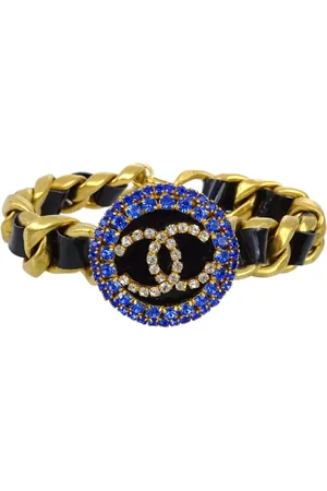 CHANEL Gargantilla con detalles de strass y logo CC 1995
