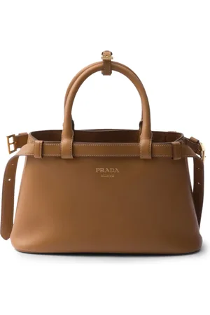 Prada Bolsa pequeña con cinturón