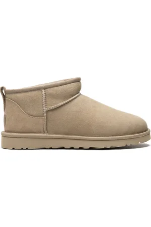 UGG Botas Classic Ultra Mini
