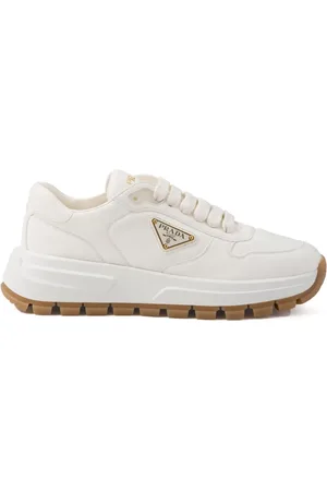 Prada Tenis con logo triangular