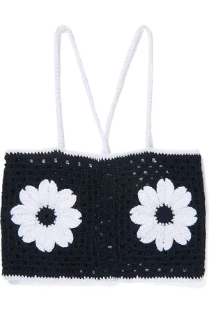 Nessi Byrd Top de crochet con detalle de lentejuelas