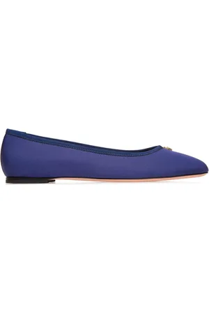 Bally Flats con placa del logo
