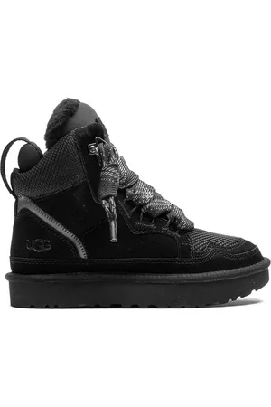 UGG Tenis Highmel con agujetas